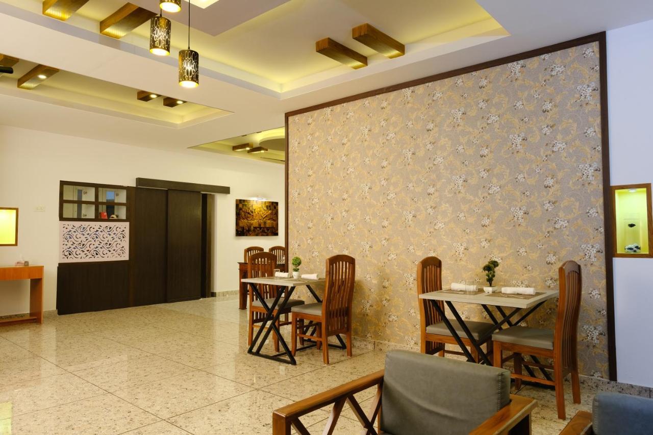 Serene Stay Alappuzha Bagian luar foto