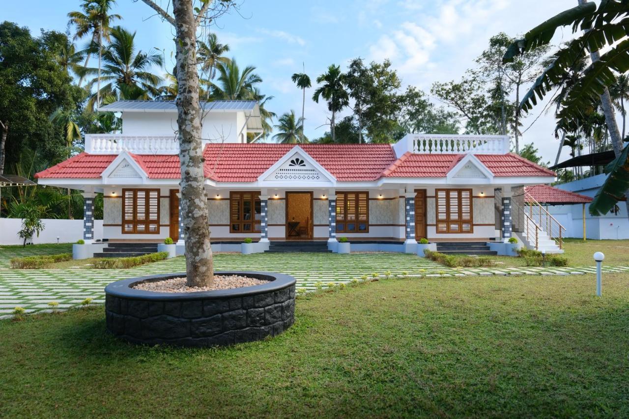 Serene Stay Alappuzha Bagian luar foto